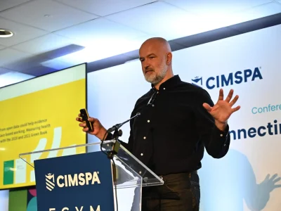 Will Watt starts the day